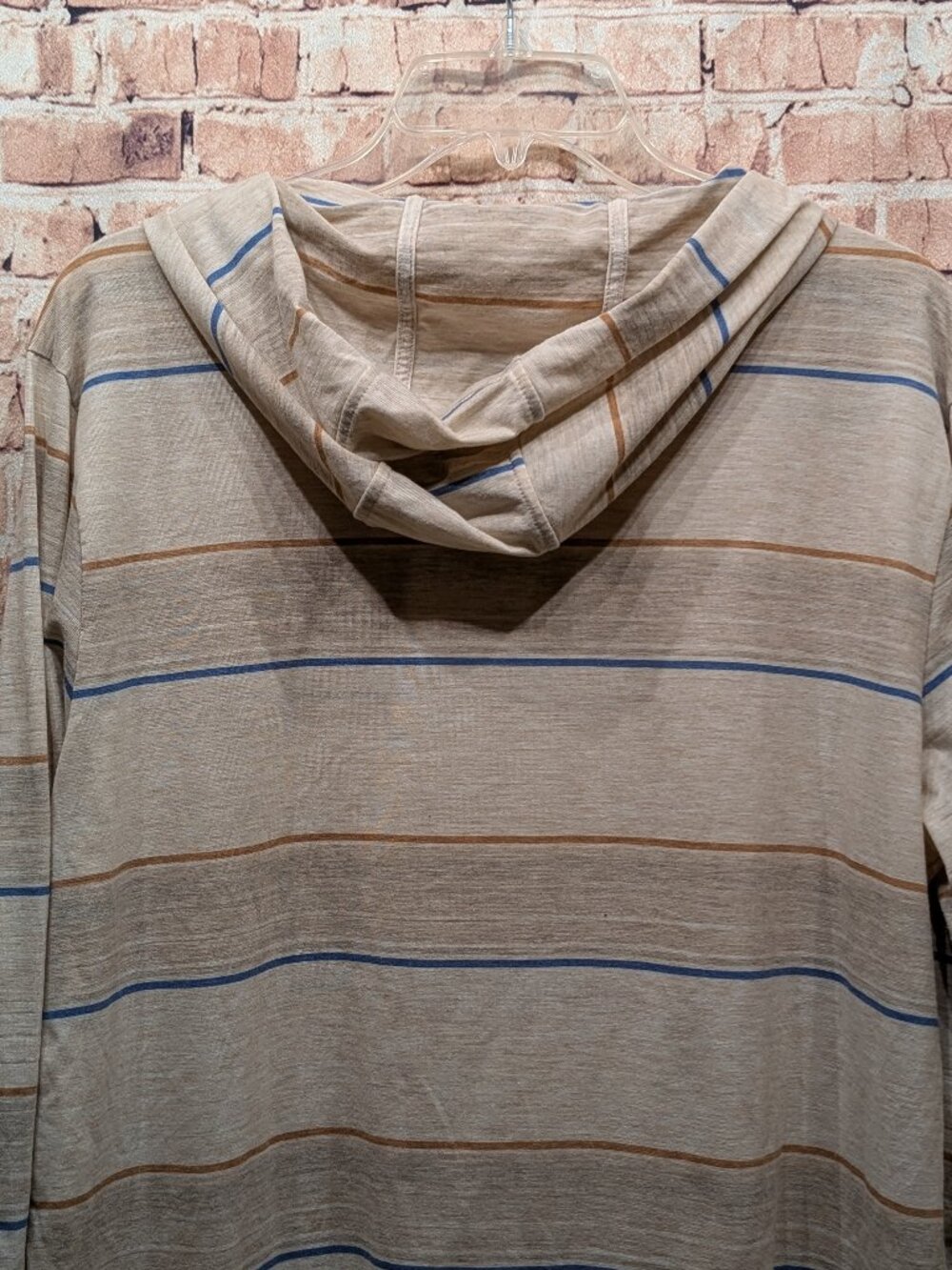 Salty Crew Striped Beige Hooded Long Sleeve Tee with Subtle Logo Size Large - Picture 8 of 15